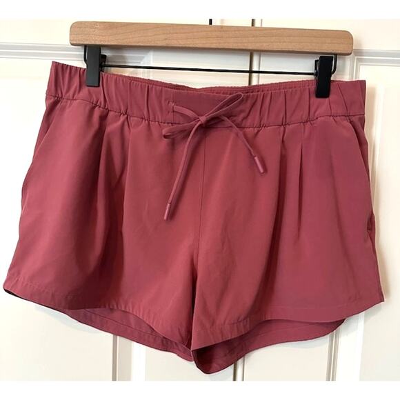 Lululemon Stroll at Sundown 3" Shorts Size: 8 Color: Cherry Tint - Picture 3 of 10
